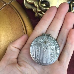 Deco blush compact vintage